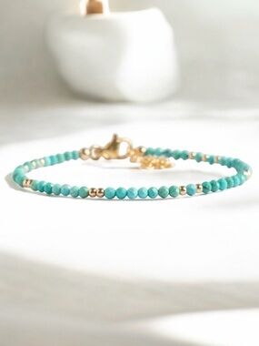 Turquoise and Gold Beaded Bracelet. New.